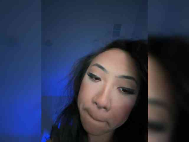 PreeminentJess webcam