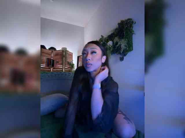 PreeminentJess webcam