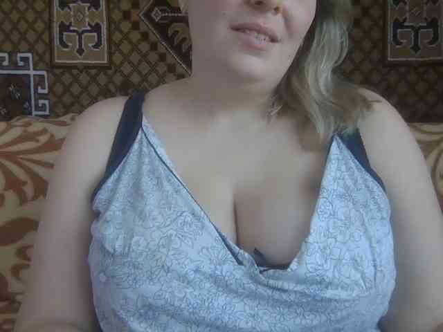 KAROLINA-LORA KAROLINA-LORA