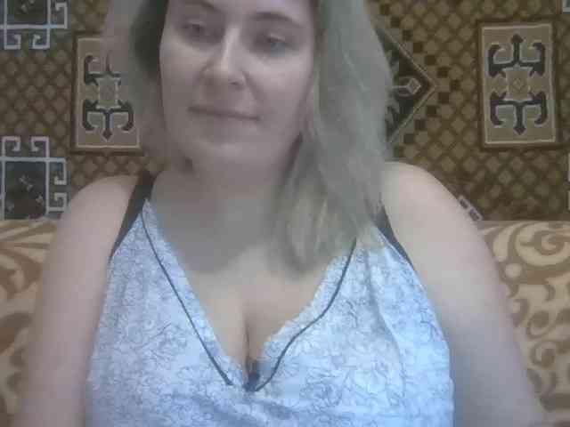 KAROLINA-LORA KAROLINA-LORA