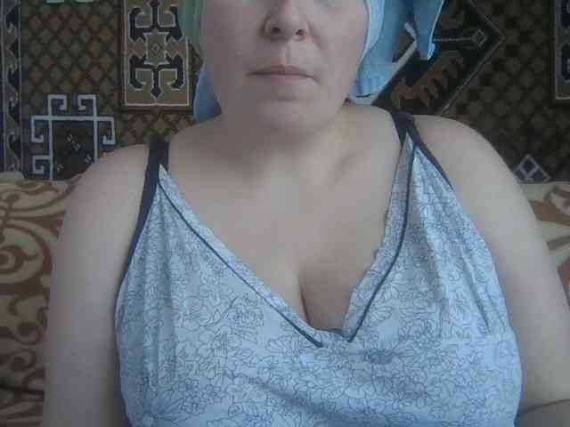 KAROLINA-LORA KAROLINA-LORA