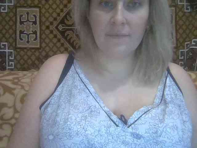 KAROLINA-LORA KAROLINA-LORA