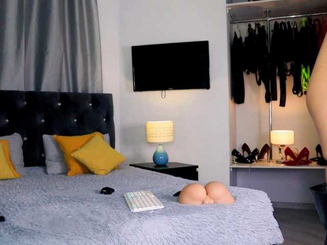 InvitingTina from BongaCams