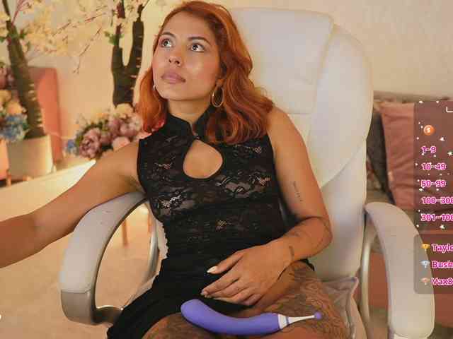 nude live porn Ambercolors7