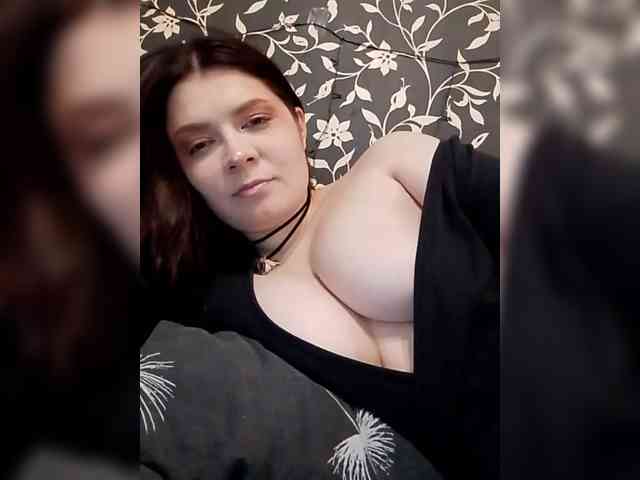 Cute_bibA webcam