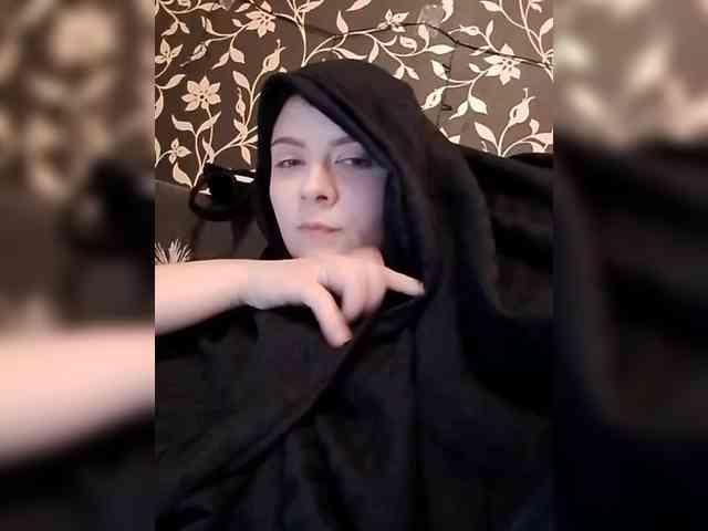 Cute_bibA webcam