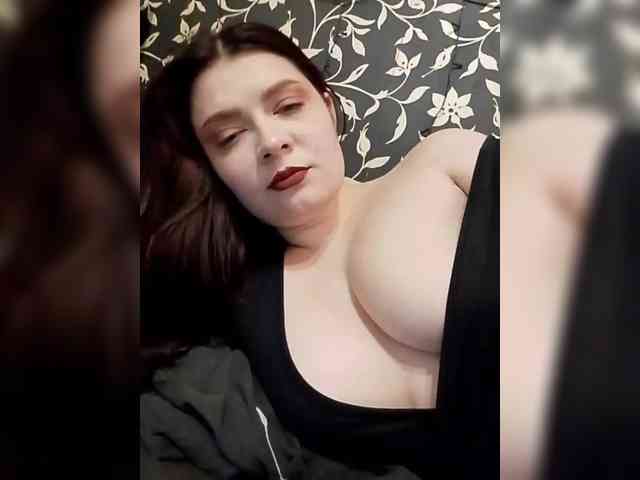 Cute_bibA webcam