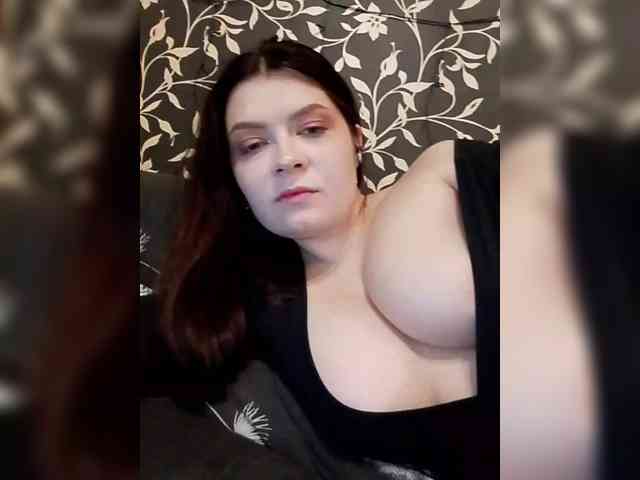 Cute_bibA webcam