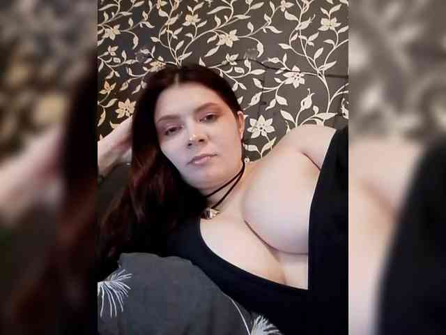 Cute_bibA webcam