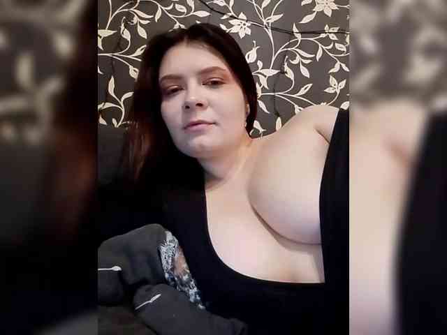 Cute_bibA webcam