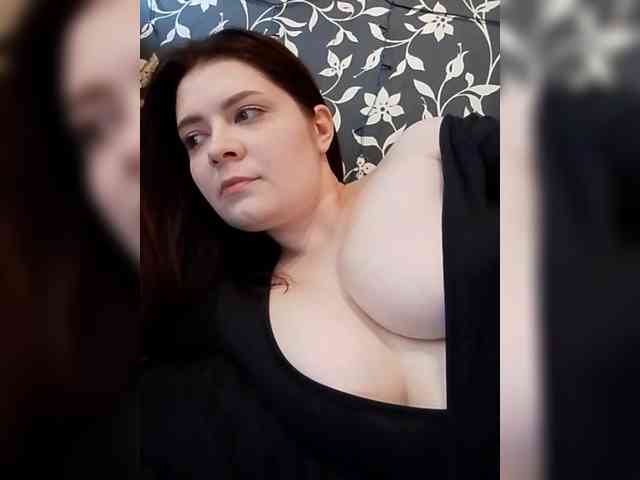 Cute_bibA webcam