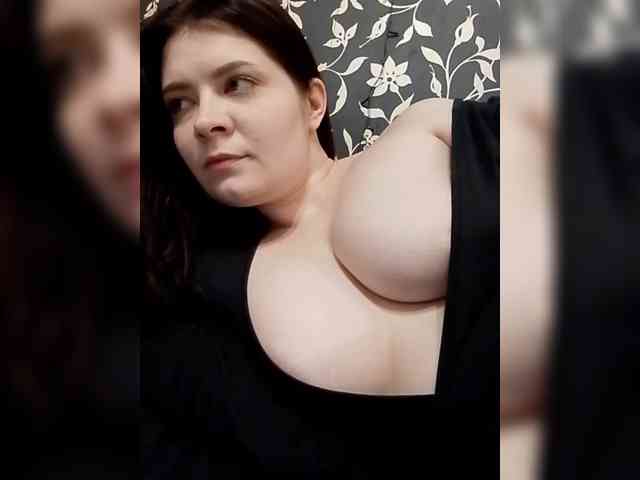 Cute_bibA webcam