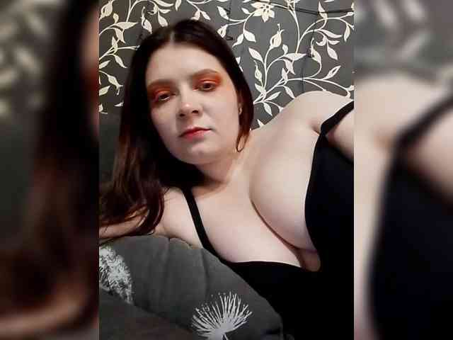 Cute_bibA webcam