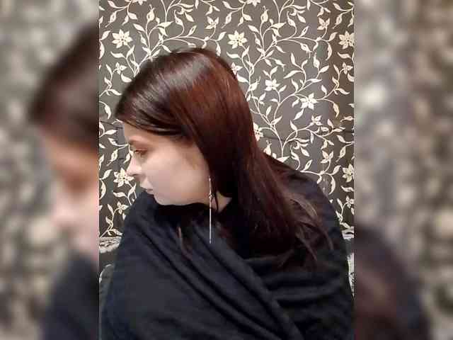 Cute_bibA webcam