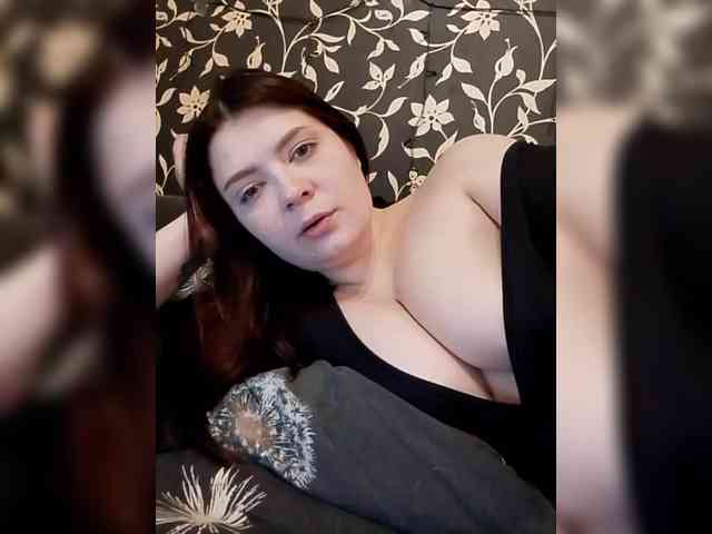 Cute_bibA webcam