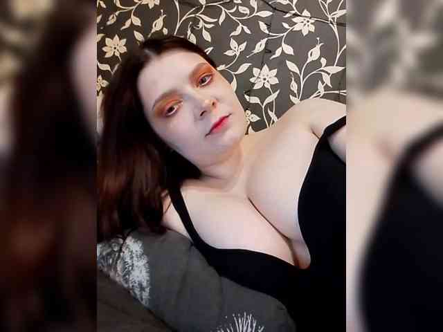 Cute_bibA webcam