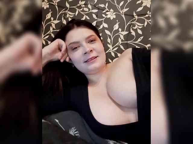 Cute_bibA webcam