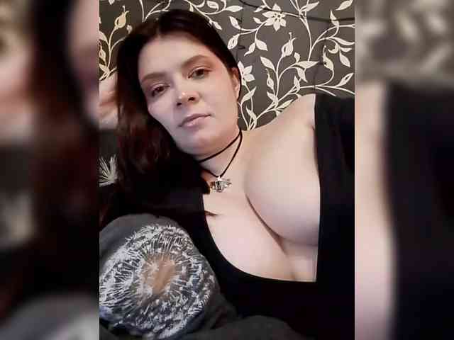 Cute_bibA webcam