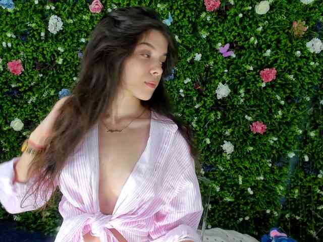 BabyAylin webcam