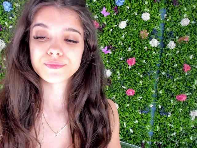 BabyAylin webcam