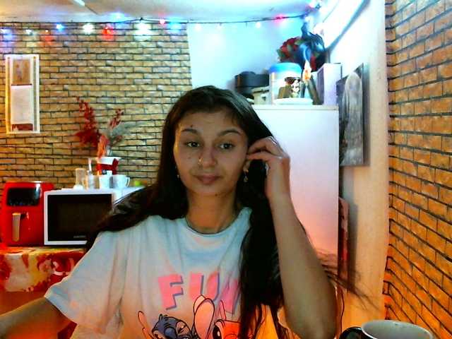 Pervertqueen's BongaCams show and profile