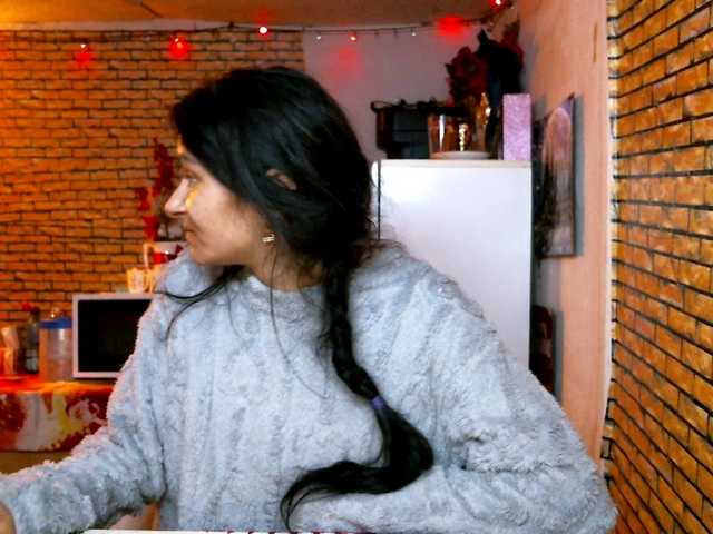 Pervertqueen's BongaCams show and profile