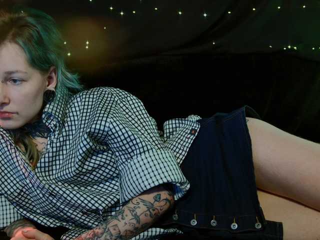 LittleSpaceMouse-'s BongaCams show and profile