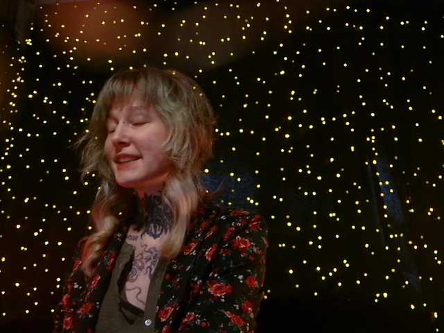 LittleSpaceMouse-'s BongaCams show and profile