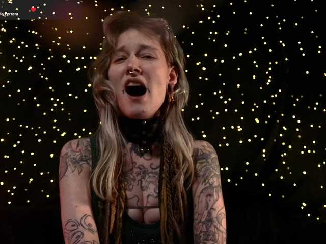 LittleSpaceMouse-'s BongaCams show and profile