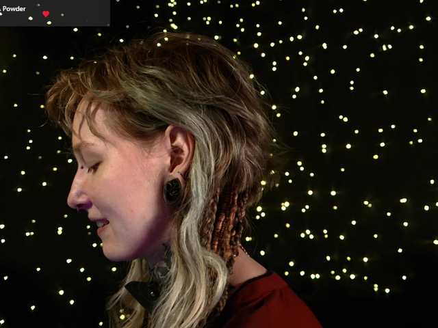 LittleSpaceMouse-'s BongaCams show and profile