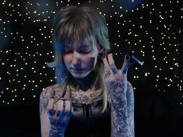 LittleSpaceMouse-'s BongaCams show and profile