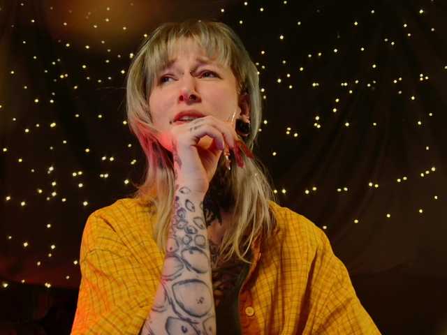 LittleSpaceMouse-'s BongaCams show and profile