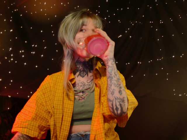 LittleSpaceMouse-'s BongaCams show and profile