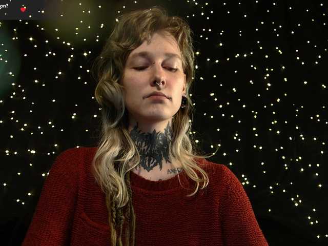 LittleSpaceMouse-'s BongaCams show and profile