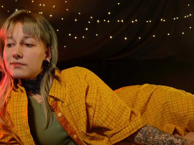 LittleSpaceMouse-'s BongaCams show and profile