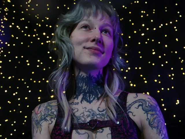 LittleSpaceMouse-'s BongaCams show and profile