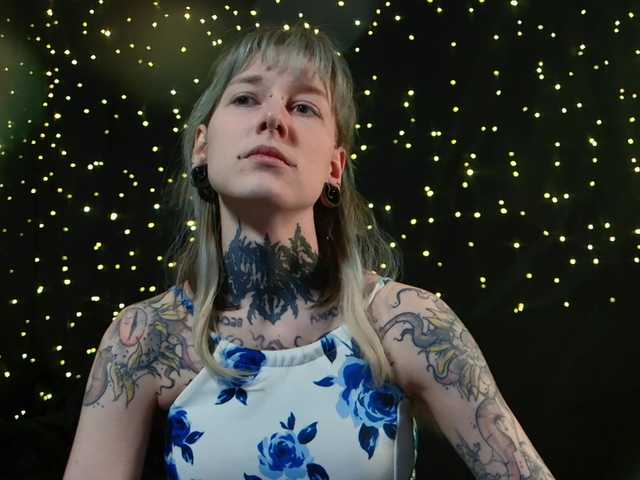 LittleSpaceMouse-'s BongaCams show and profile