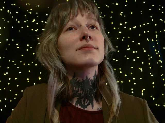 LittleSpaceMouse-'s BongaCams show and profile