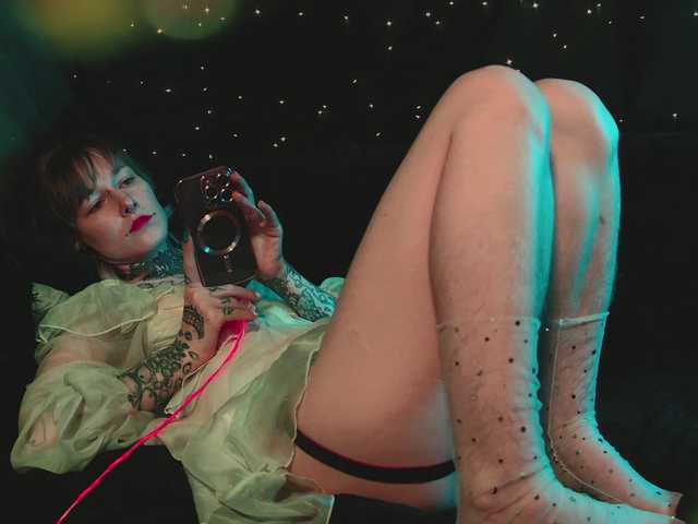 Naked LittleSpaceMouse- wants you to fuck her body now LittleSpaceMouse- from BongaCams