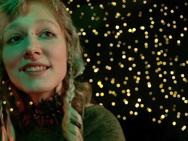 LittleSpaceMouse-'s BongaCams show and profile