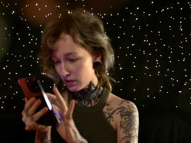 LittleSpaceMouse-'s BongaCams show and profile