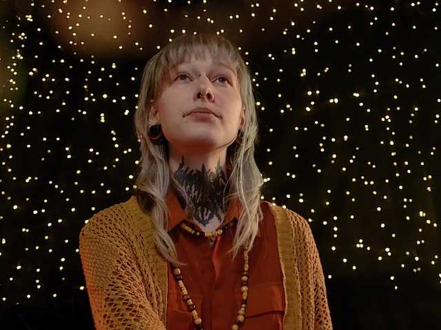 LittleSpaceMouse-'s BongaCams show and profile