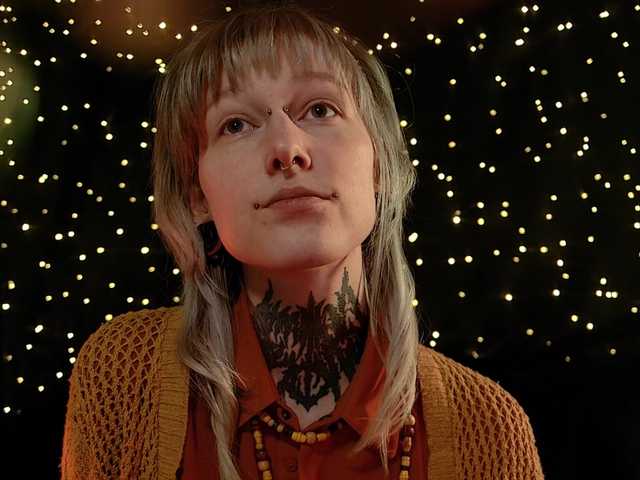 LittleSpaceMouse-'s BongaCams show and profile