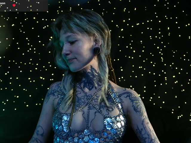 LittleSpaceMouse-'s BongaCams show and profile