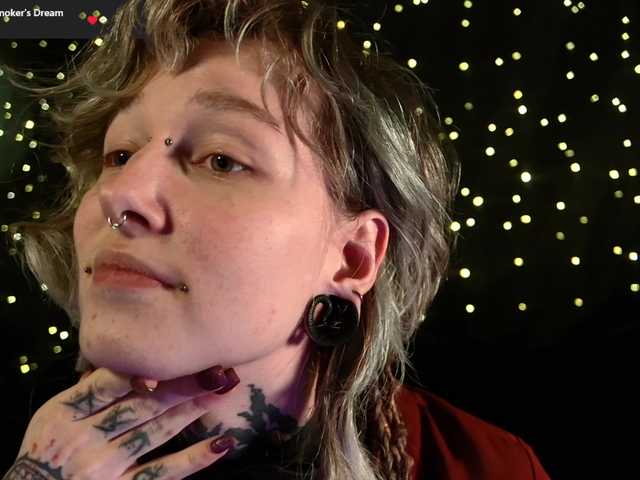 LittleSpaceMouse-'s BongaCams show and profile