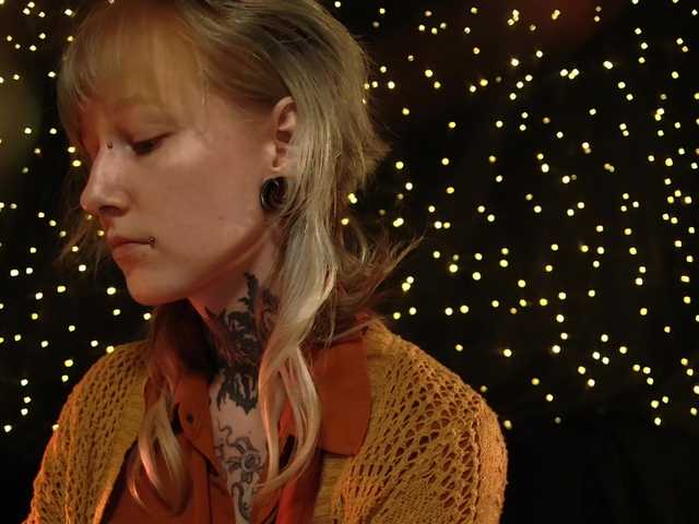 LittleSpaceMouse-'s BongaCams show and profile