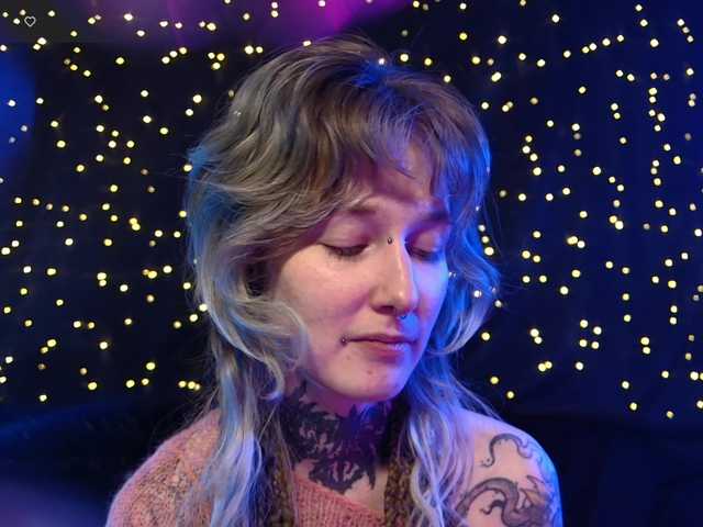 LittleSpaceMouse-'s BongaCams show and profile