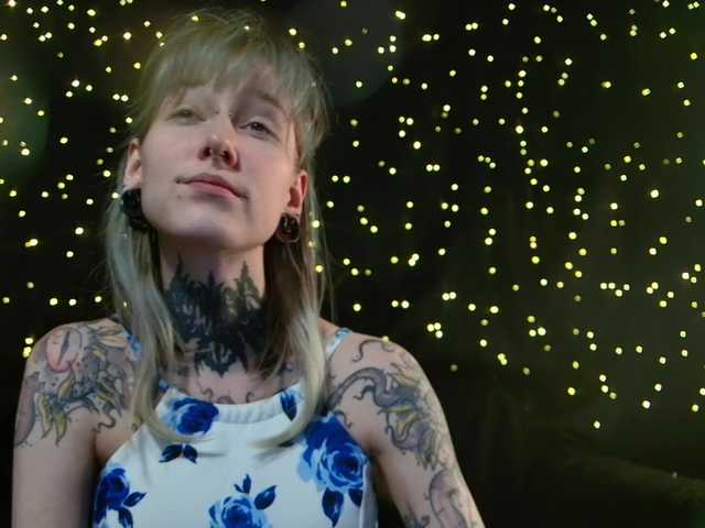 LittleSpaceMouse-'s BongaCams show and profile