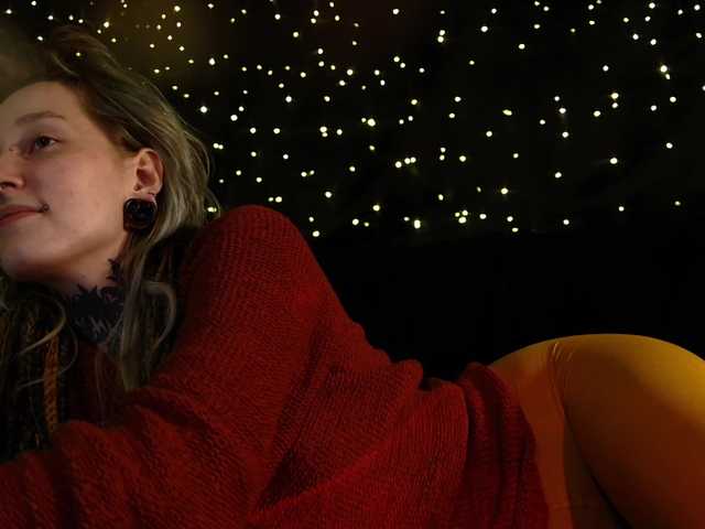 LittleSpaceMouse-'s BongaCams show and profile