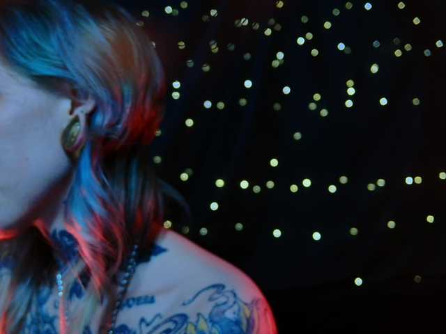 LittleSpaceMouse-'s BongaCams show and profile